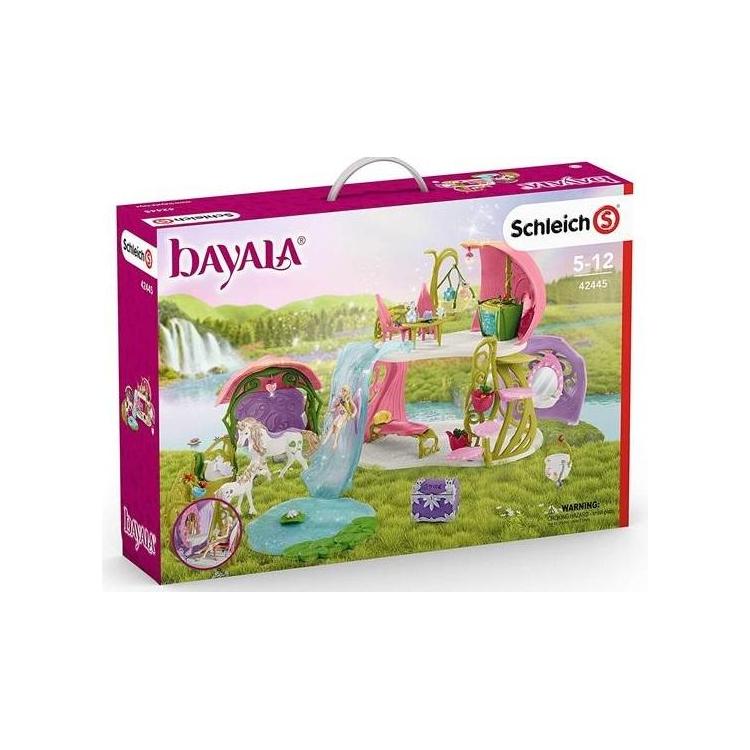 Kwiecisty dom z jeziorem i stajnią Bayala