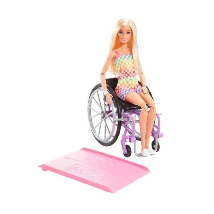 Barbie Fashionistas. Na wózku strój w kratkę HJT13