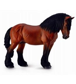 Koń ardeński maści gniadej