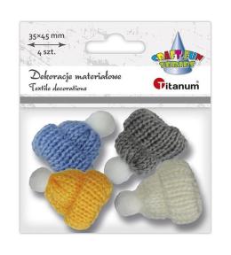 Czapeczki włóczkowe z pomponem 4szt