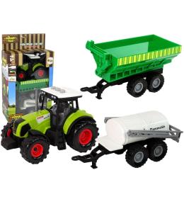 Traktor z przyczepą i cysterną