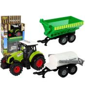 Traktor z przyczepą i cysterną