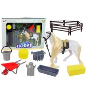 Koń do czesania + akcesoria + zagroda