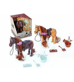 Konik z grzywą do czesania i akcesoriami MIX