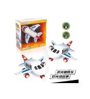 Samolot pasażerski ze światłem i dźwiękiem