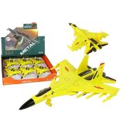 Samolot myśliwski z napędem frykcyjnym 1:72 żółty