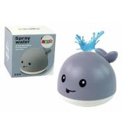 Wieloryb tryskający wodą szary