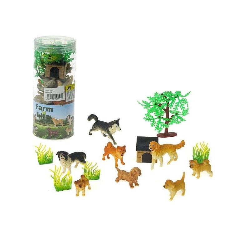 Pieski z budą i akcesoriami