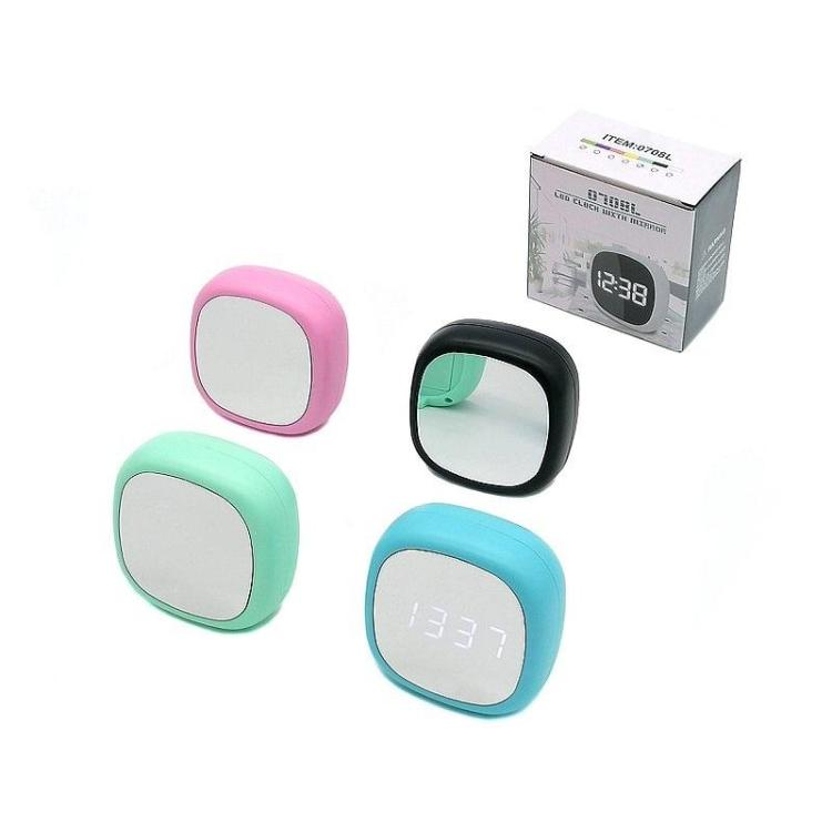 Zegar budzik z LED 7,5x7,5x4cm MIX