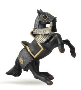 Koń w czarnej zbroi