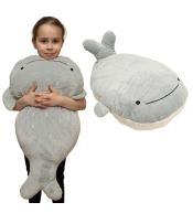 Duży pluszowy wieloryb