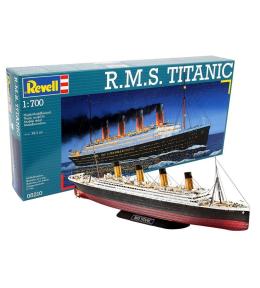 R.M.S. Titanic 1:700
