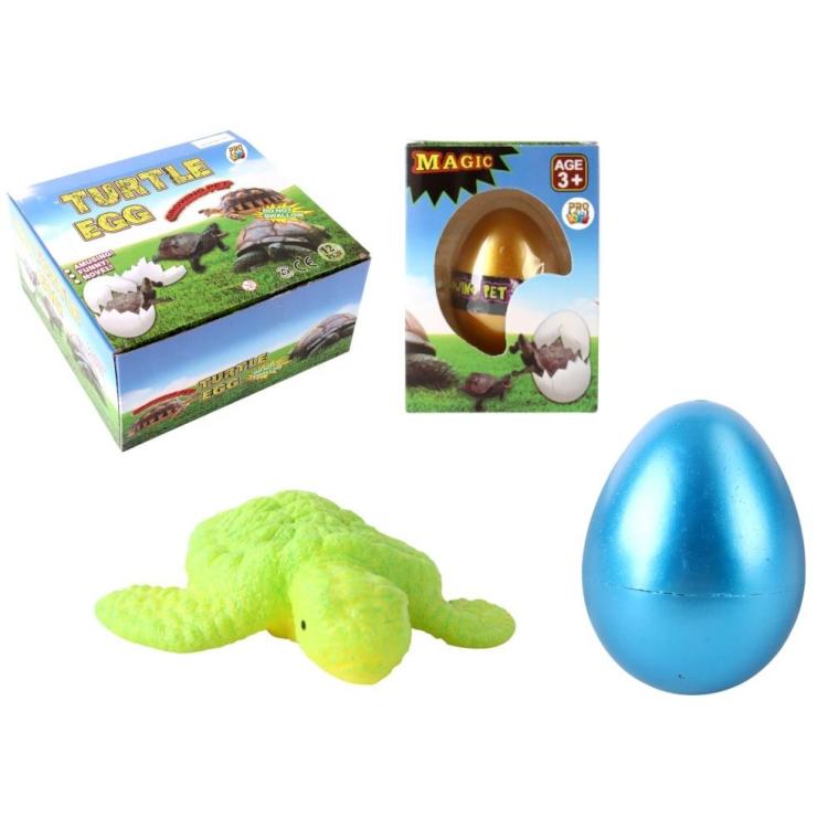 Jajko z rosnącym żółwiem