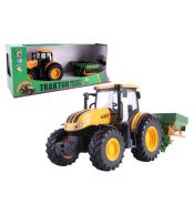 Traktor rolniczy z rozsiewaczem