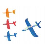 Samolot latający ze światłem