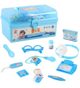 Zestaw lekarski ze światłem w kuferku