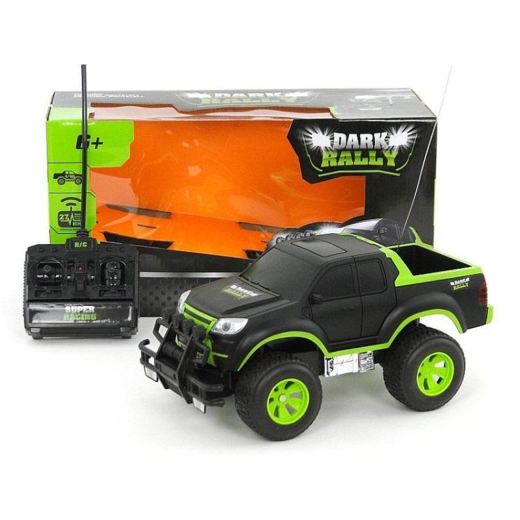 Terenówka R/C 4 funkcje światło 1:16