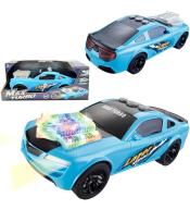 Auto z napędem, światłem i dźwiękiem