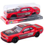 Wyścigówka z napędem na tył czerwona