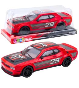 Wyścigówka z napędem na tył czerwona