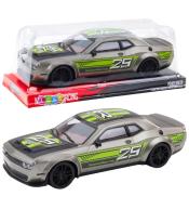 Wyścigówka z napędem na tył srebrno zielona