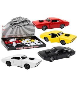 Auto z napędem 1:32 MIX
